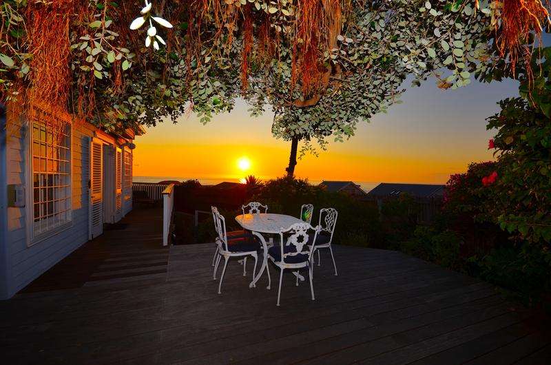 3 Bedroom Property for Sale in Camps Bay Western Cape